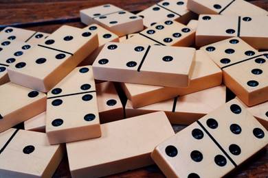 Domino Piece Lot